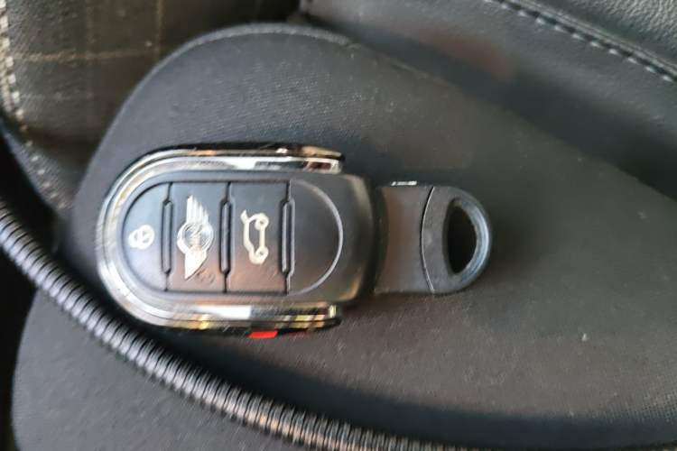 Used MINI 2016 1.5T COOPER Avant-Garde Vehicle Key