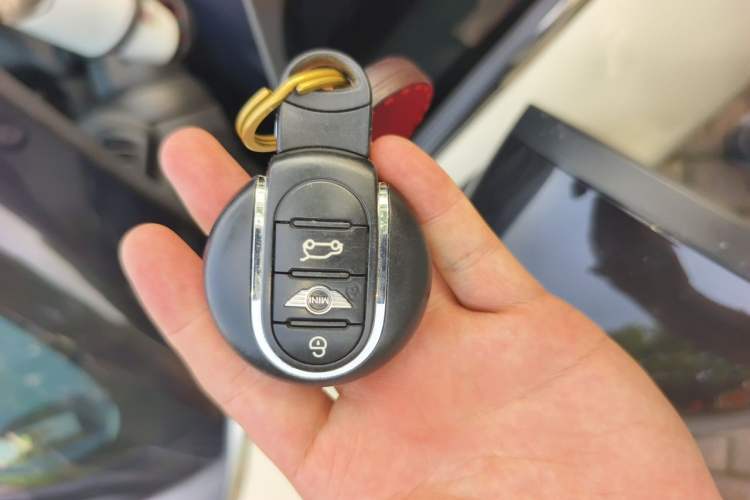 Used MINI 2016 1.5T COOPER Vehicle Key