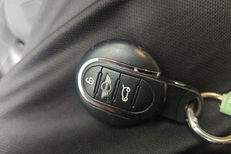 Used MINI 2016 1.5T COOPER Avant-Garde Vehicle Key