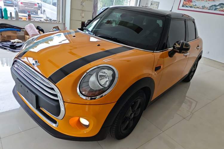 Used MINI 2016 1.2T ONE Five-Door Edition Guazi used car, China used car export, Used car for sale, Used cars, Cheapest cars for sale
