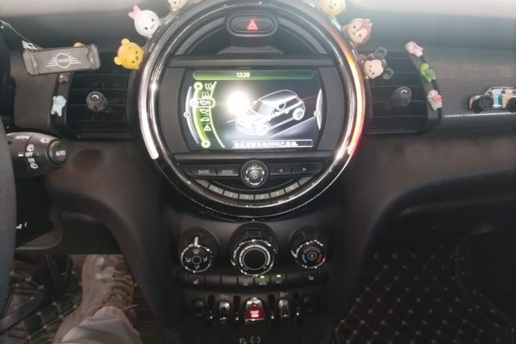 Used MINI 2016 1.5T COOPER Audio And AC Panel