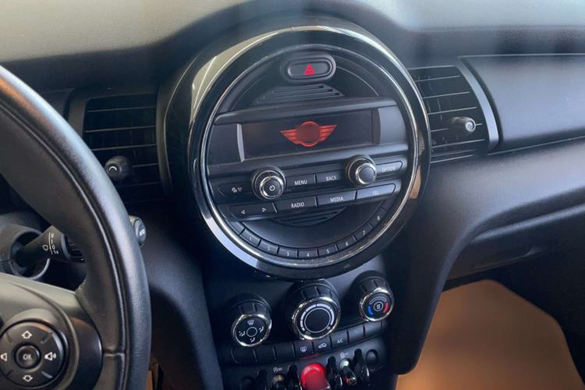 Used MINI 2016 1.2T ONE Pioneer Edition Audio And AC Panel