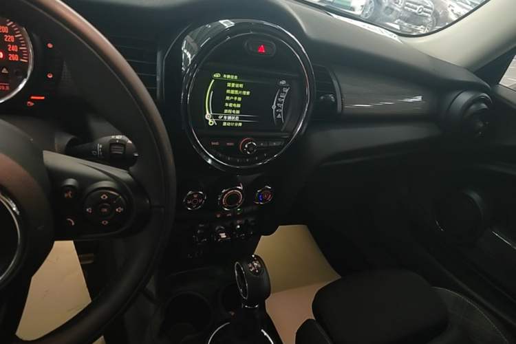 Used MINI 2016 1.5T COOPER Audio And AC Panel