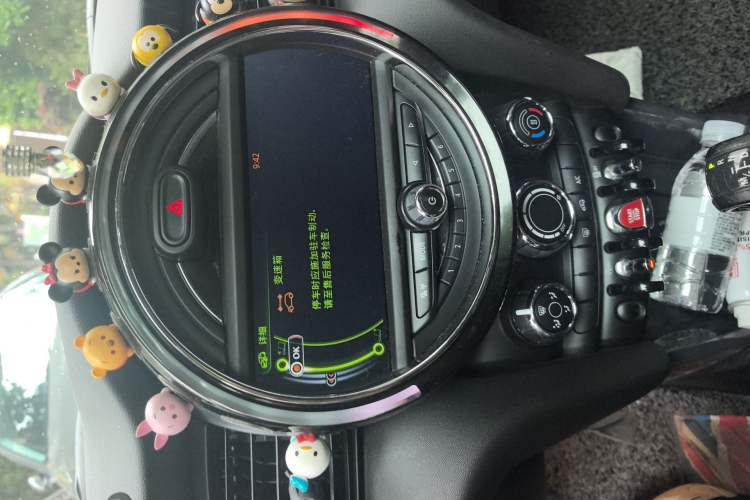 Used MINI 2016 1.2T ONE Pioneer Edition Audio And AC Panel