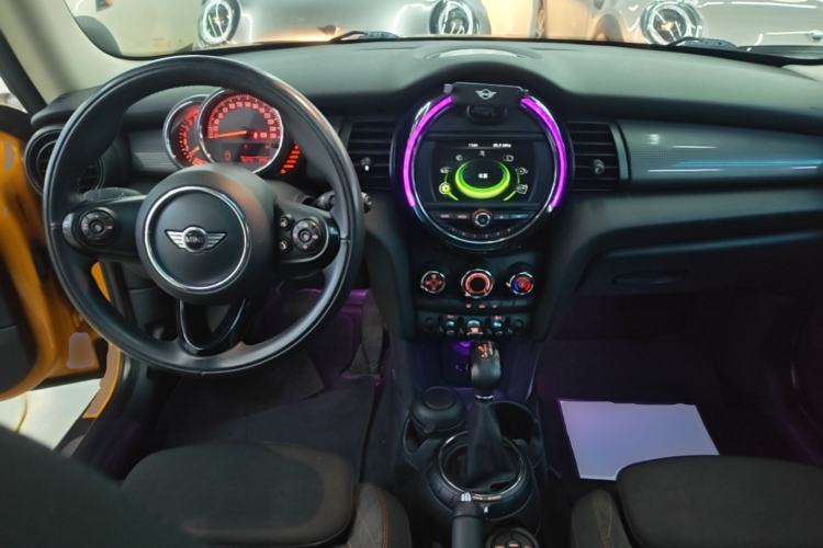 Used MINI 2016 1.5T COOPER Center Console