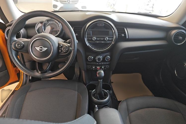 Used MINI 2016 1.2T ONE Pioneer Edition Center Console