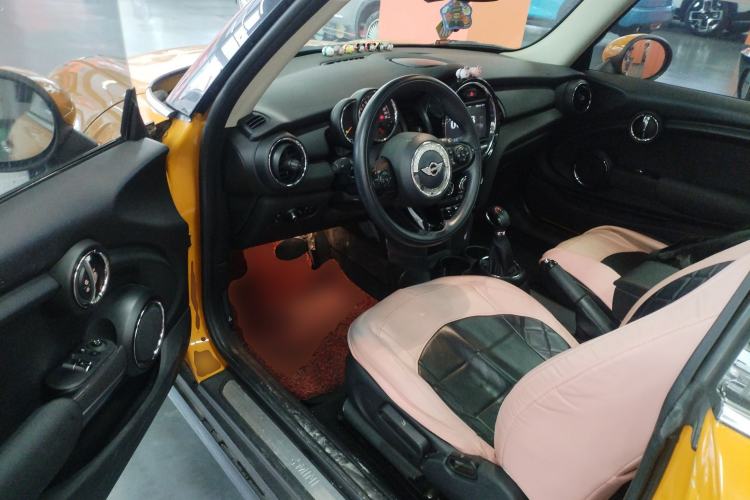 Used MINI 2016 1.2T ONE Pioneer Edition Driver Seat