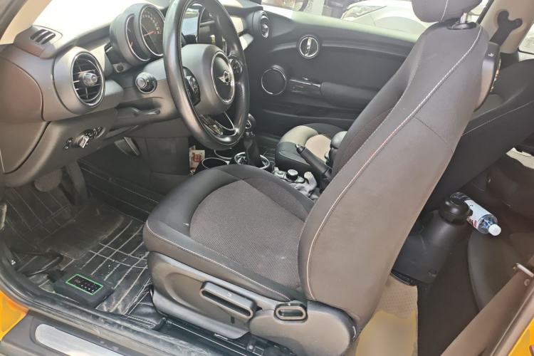 Used MINI 2016 1.2T ONE Pioneer Edition Driver Seat