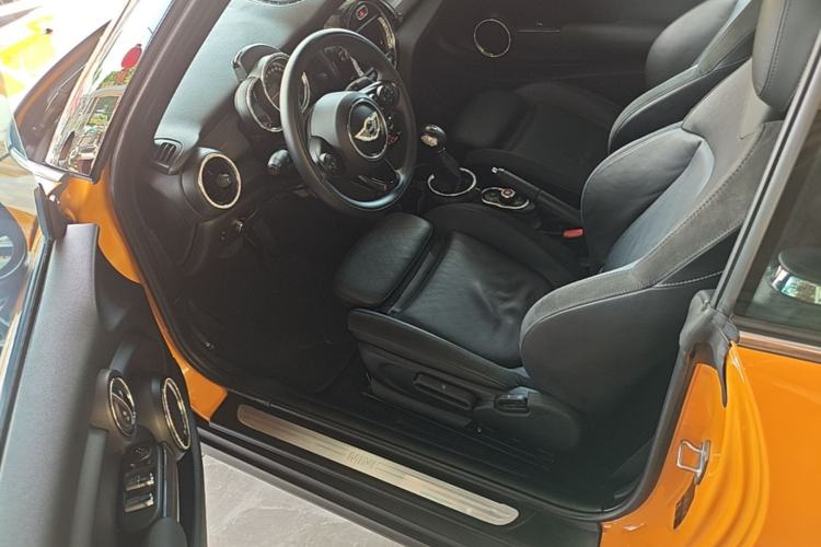 Used MINI 2016 1.5T COOPER CABRIO Driver Seat