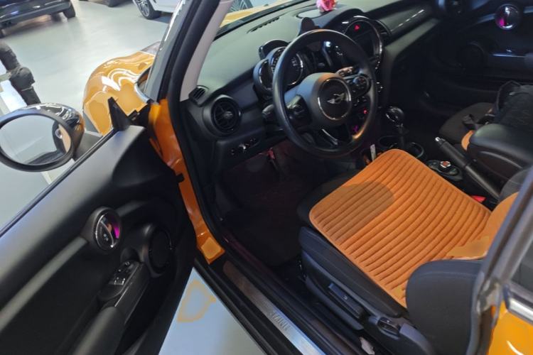 Used MINI 2016 1.5T COOPER Driver Seat