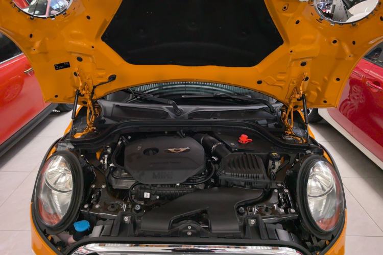 Used MINI 2016 1.2T ONE Pioneer Edition Engine Bay