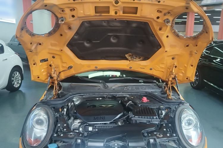 Used MINI 2016 1.2T ONE Pioneer Edition Engine Bay