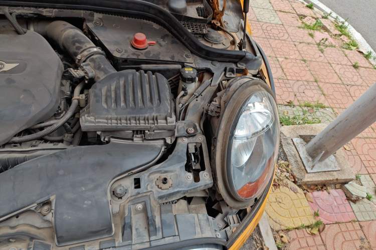 Used MINI 2016 1.5T COOPER Engine Bay Left