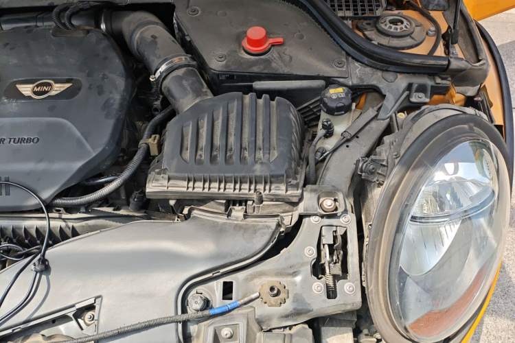 Used MINI 2016 1.2T ONE Pioneer Edition Engine Bay Left