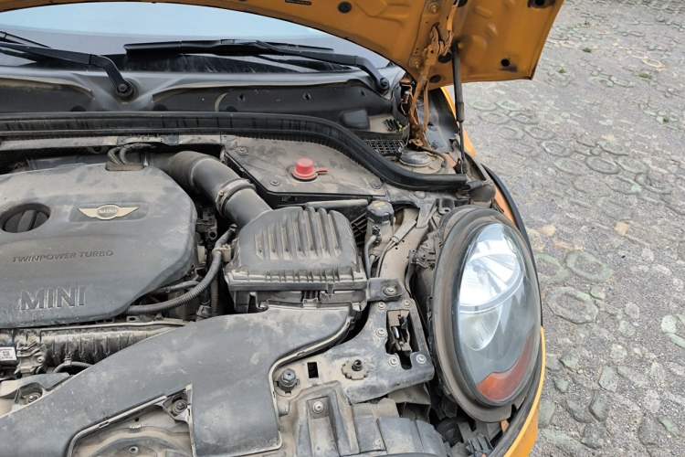 Used MINI 2016 1.2T ONE Pioneer Edition Engine Bay Left