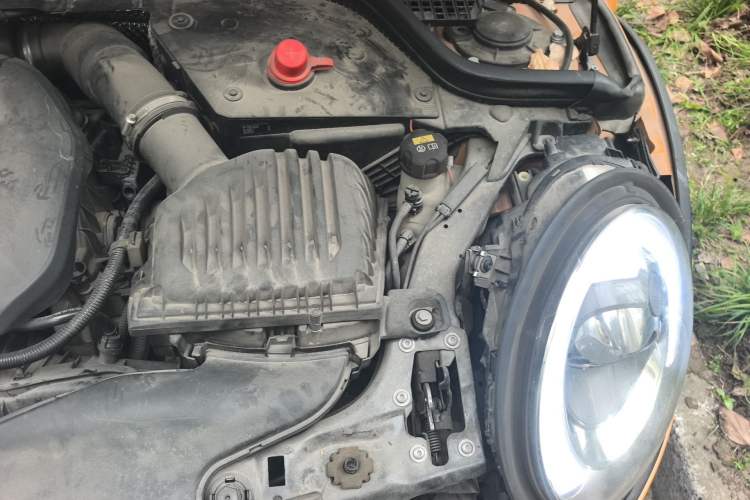 Used MINI 2016 1.2T ONE Pioneer Edition Engine Bay Left