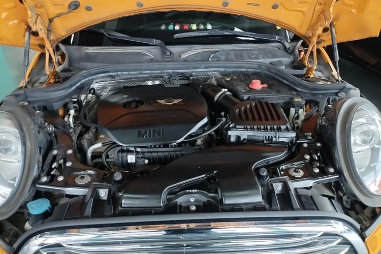 Used MINI 2016 1.2T ONE Pioneer Edition Engine Bay