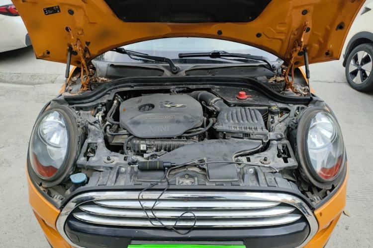 Used MINI 2016 1.5T COOPER Five-Door Edition Engine Bay