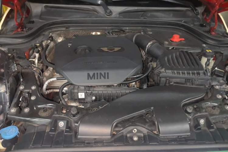Used MINI 2016 1.2T ONE Pioneer Edition Five-Door Version Engine Bay