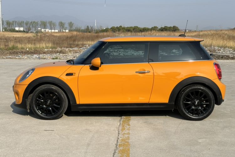 Used MINI 2016 1.2T ONE Pioneer Edition Exterior 11