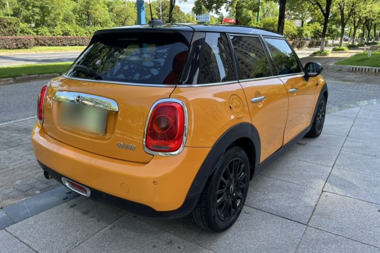 Used MINI 2016 1.5T COOPER Five-Door Edition Exterior 2