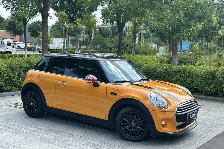 Used MINI 2016 1.5T COOPER Exterior 2
