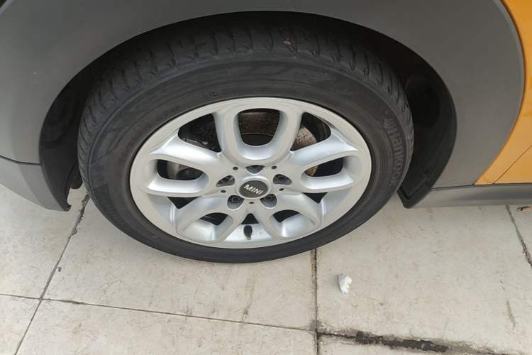 Used MINI 2016 1.2T ONE Pioneer Edition Exterior 4