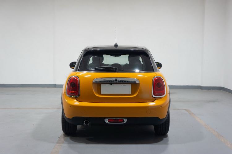 Used MINI 2016 1.5T COOPER Five-Door Edition Exterior 4