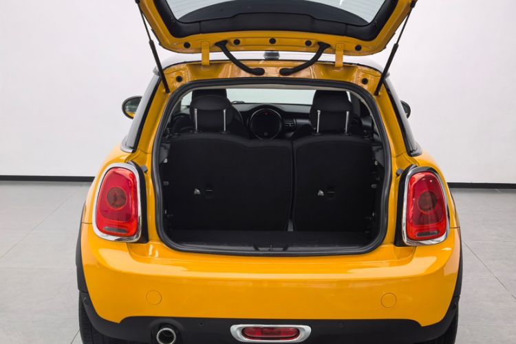 Used MINI 2016 1.5T COOPER Exterior 4