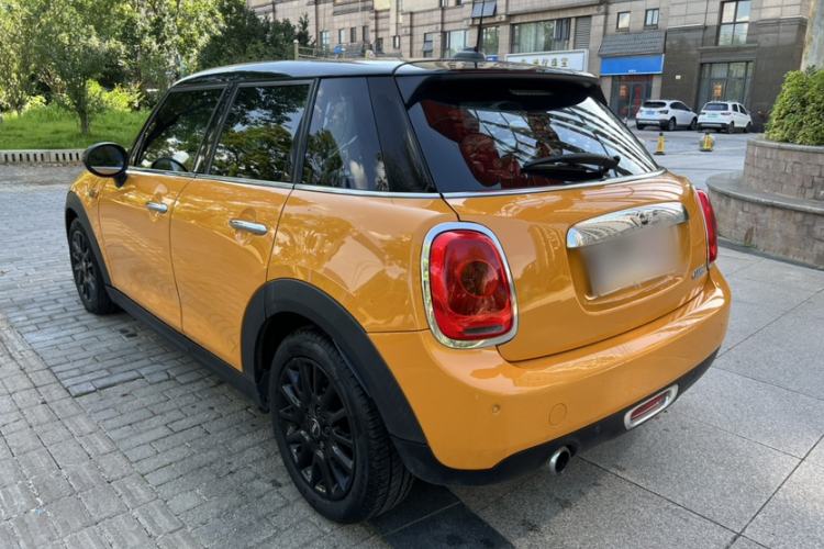 Used MINI 2016 1.5T COOPER Five-Door Edition Exterior 4