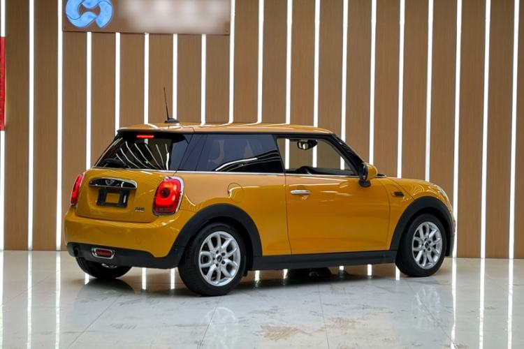 Used MINI 2016 1.2T ONE Pioneer Edition Exterior 6