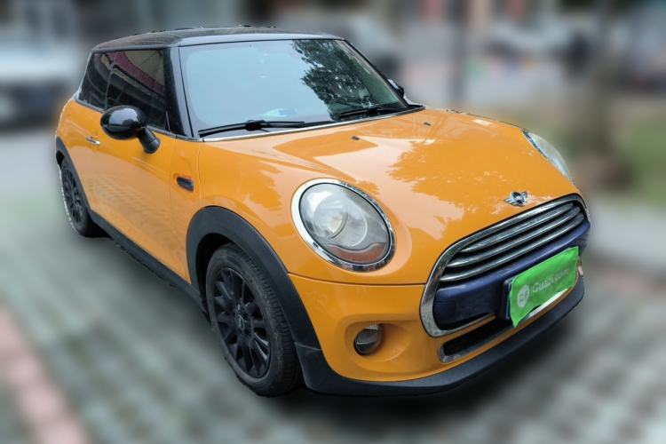 Used MINI 2016 1.5T COOPER Front Right 45 Deg