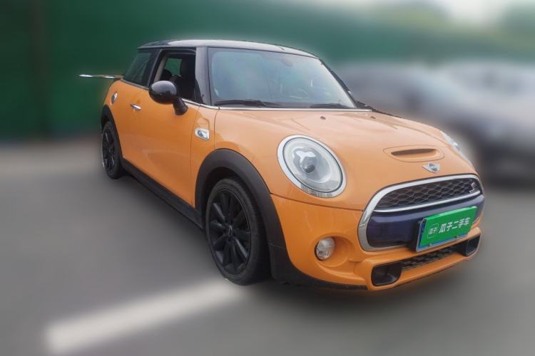 Used MINI 2016 2.0T COOPER S Pioneer Edition Front Right 45 Deg