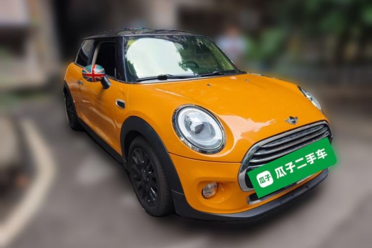 Used MINI 2016 1.5T COOPER Front Right 45 Deg