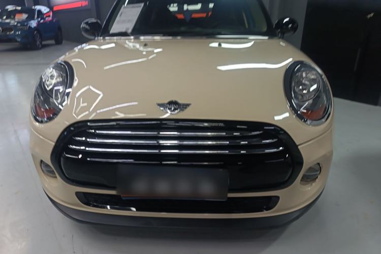 Used MINI 2016 1.5T COOPER Five-Door Edition Front
