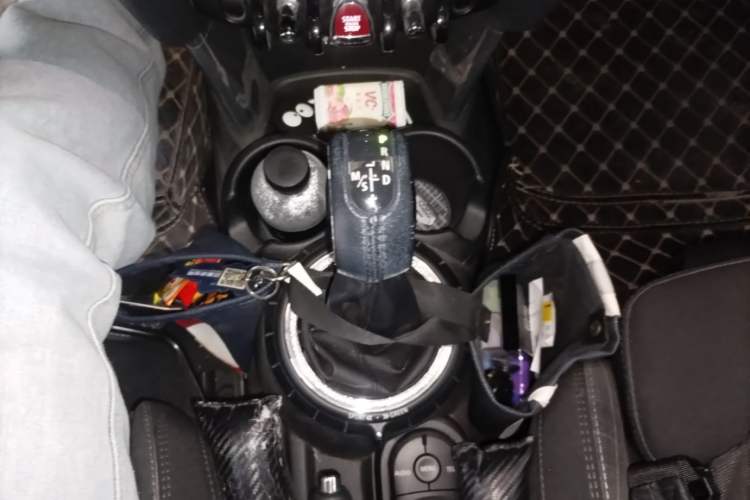 Used MINI 2016 1.5T COOPER Gear Lever