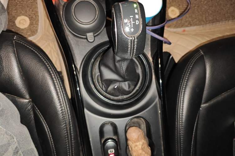 Used MINI  Gear Lever
