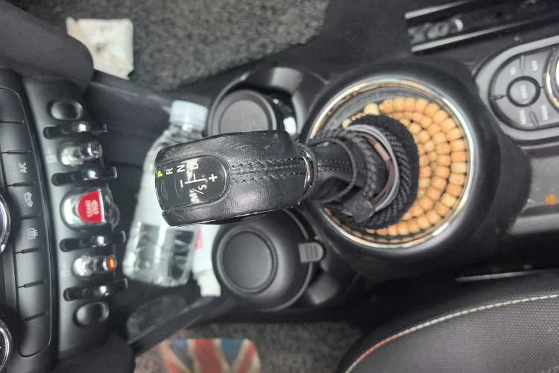 Used MINI 2016 1.2T ONE Pioneer Edition Gear Lever