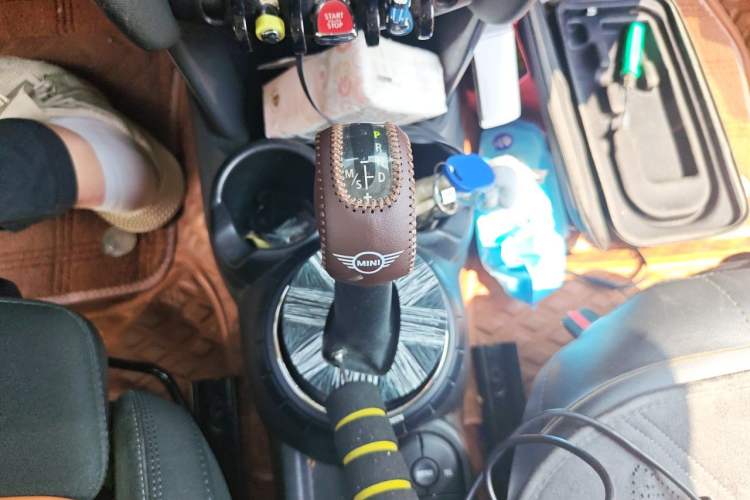 Used MINI 2016 1.5T COOPER Gear Lever
