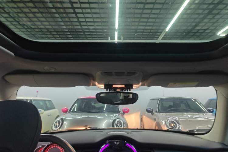 Used MINI 2016 1.5T COOPER Headliner