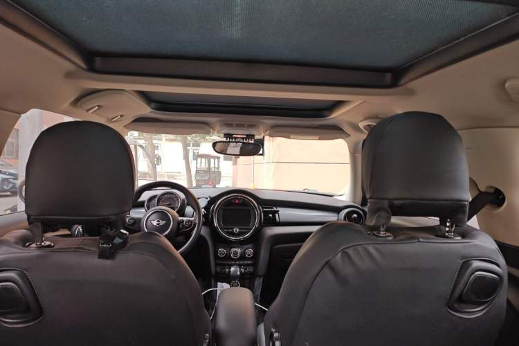 Used MINI 2016 1.5T COOPER Headliner