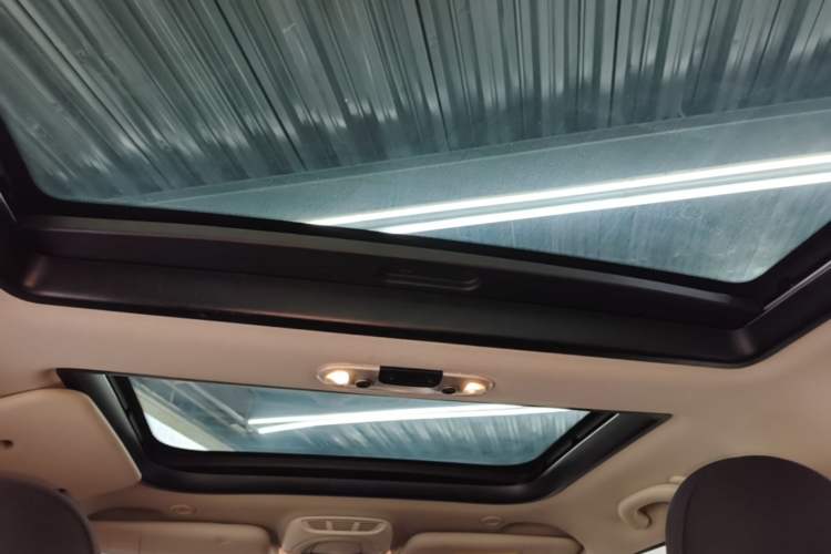 Used MINI 2016 1.5T COOPER Five-Door Edition Headliner