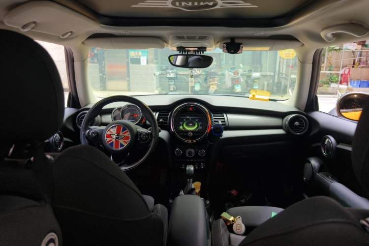 Used MINI 2016 1.5T COOPER Headliner