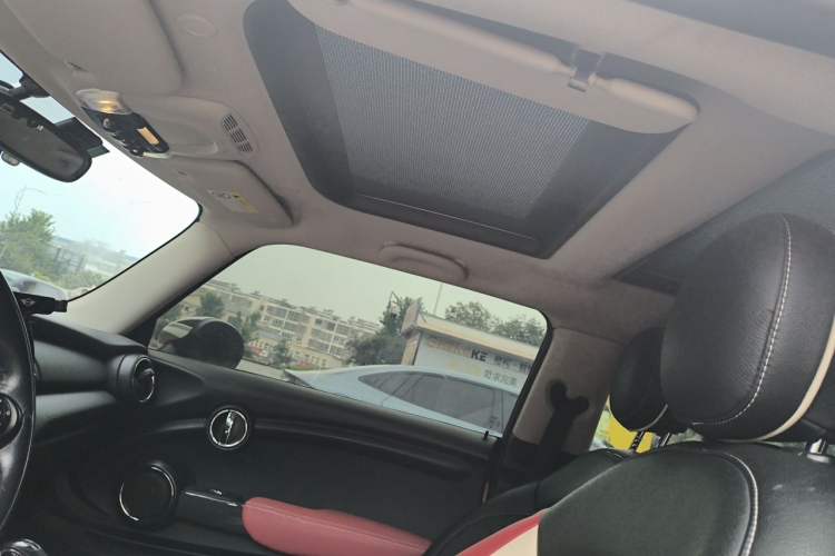 Used MINI 2016 1.2T ONE Pioneer Edition Headliner