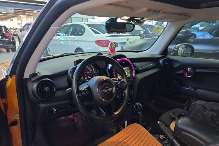 Used MINI 2016 1.5T COOPER Headliner