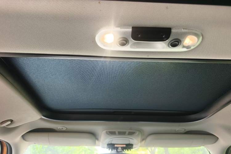 Used MINI 2016 1.5T COOPER Five-Door Edition Headliner