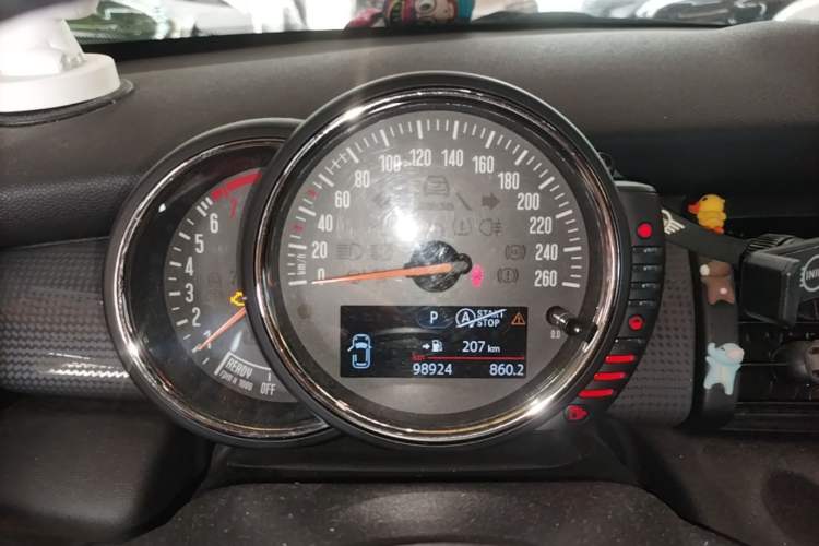Used MINI 2016 1.5T COOPER Instrument Cluster