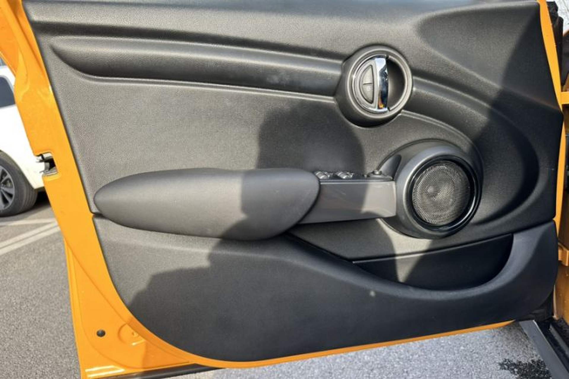Used MINI 2016 1.2T ONE Five-Door Edition Interior 12
