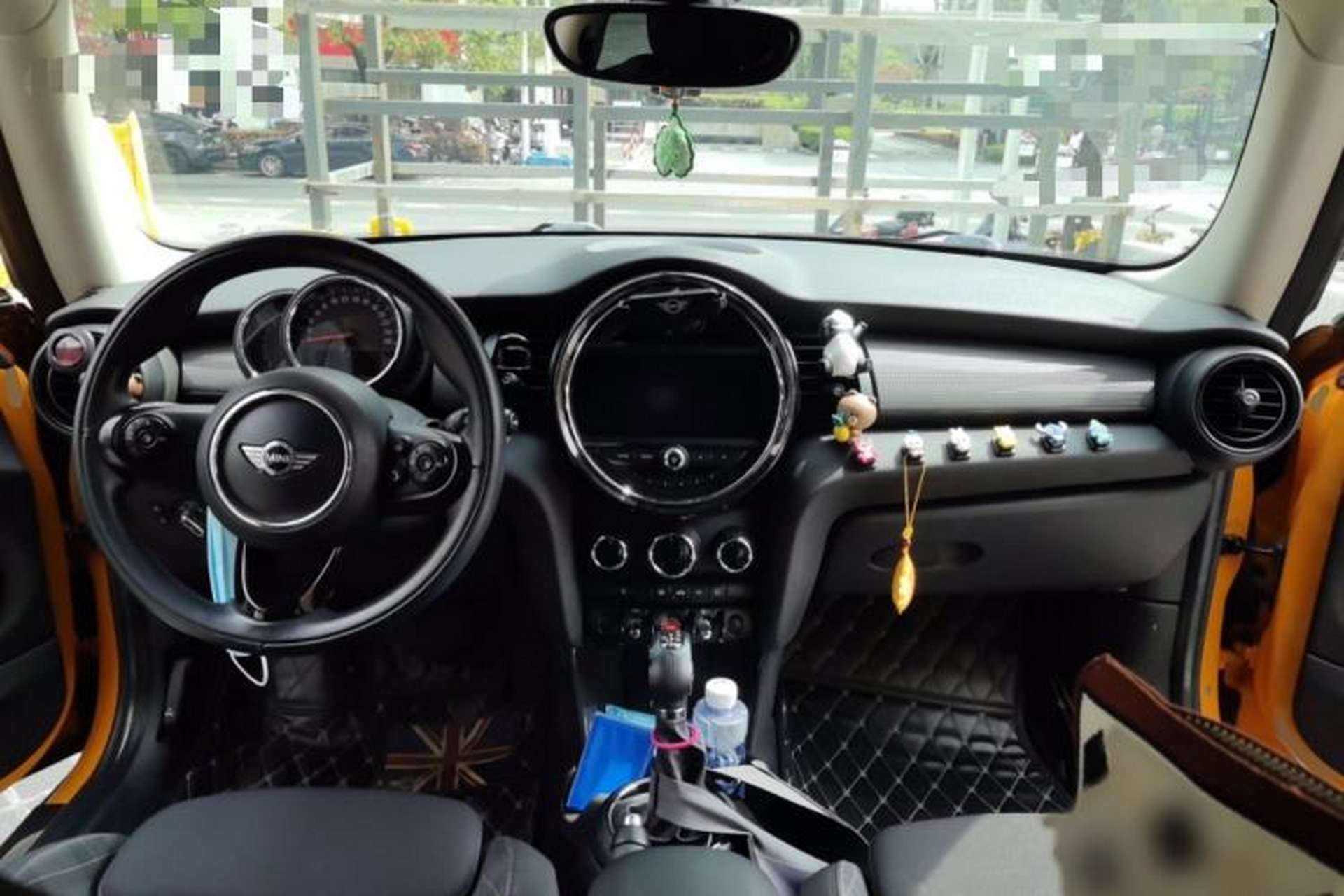 Used MINI 2016 1.5T COOPER Avant-Garde Interior 2