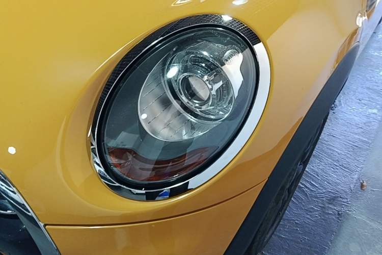 Used MINI 2016 1.5T COOPER Five-Door Edition Left Front Headlight